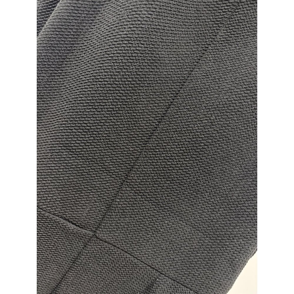 Romeo + Juliet Couture Black Textured Sleeveless Dress With Waist Tie Size Small - Picture 6 of 10